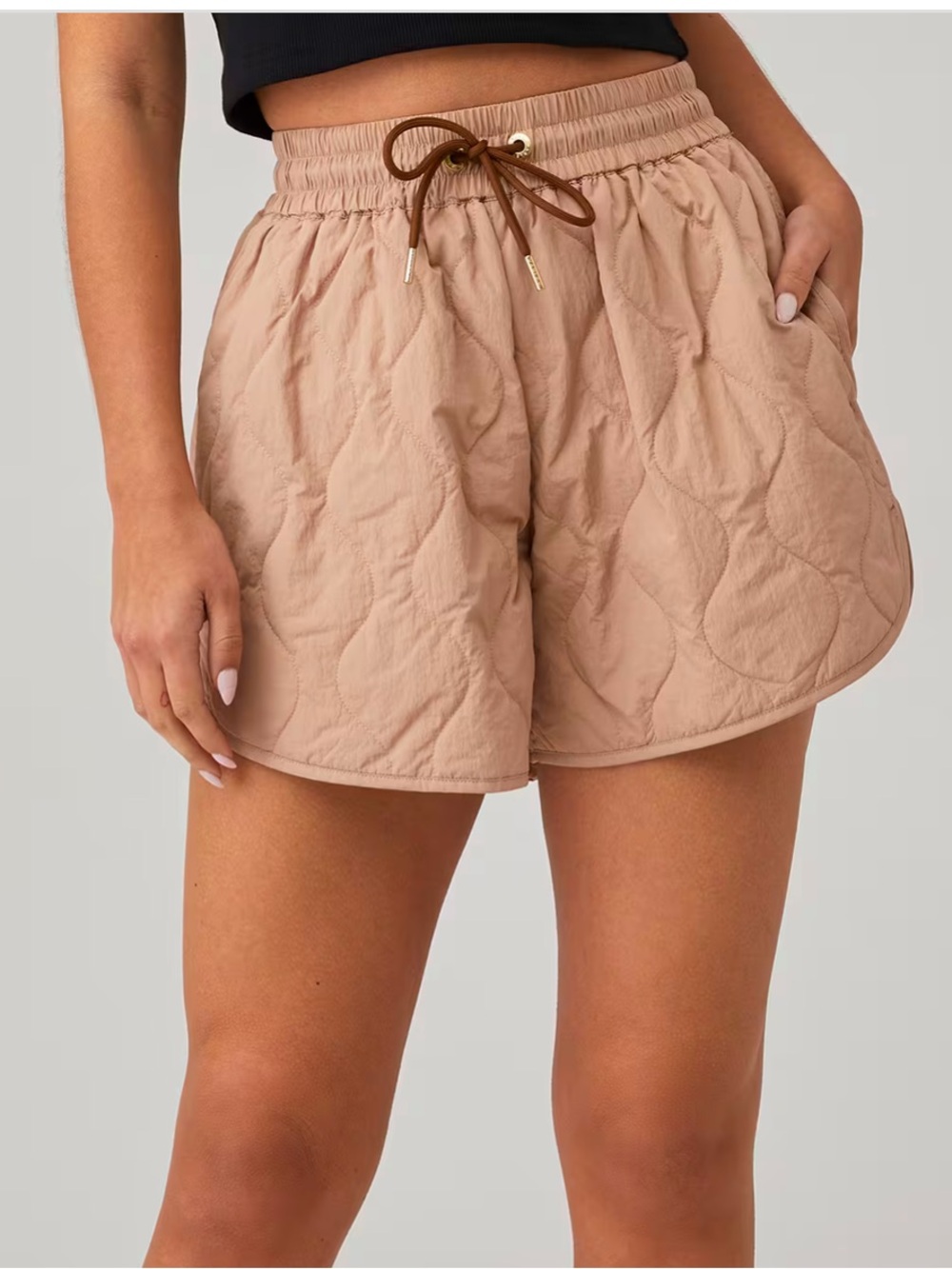 Varley Quilted Beige/Tan Drawstring Shorts